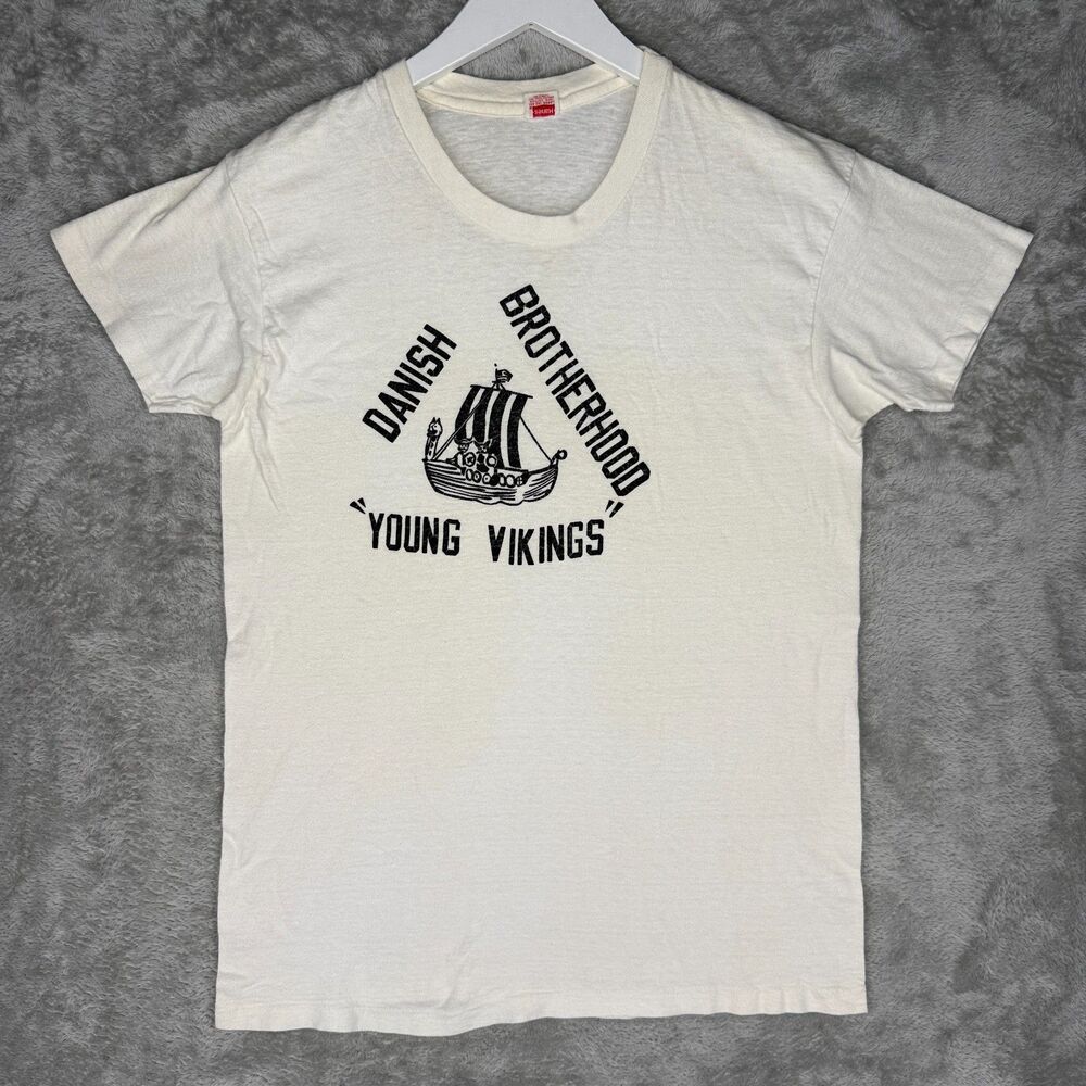 Vtg 70s Danish Brotherhood Young Vikings T-Shirt Mens Large Thin Flocked Print